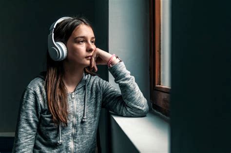 listening to sad music when you're sad: the nuances of a profound emotional connection